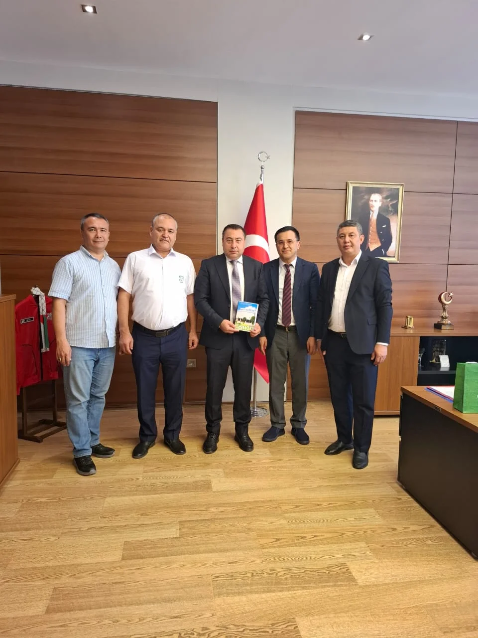 Özbekistan Devlet Dünya Dilleri Üniversitesi Heyeti Selçuk Üniversitesini Ziyaret Etti